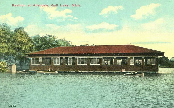 Gull Lake Dance Pavillion - Old Postcard View Of Gull Lake Pavillion